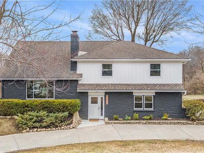 9736 State Line Rd, Leawood, KS, 66206
