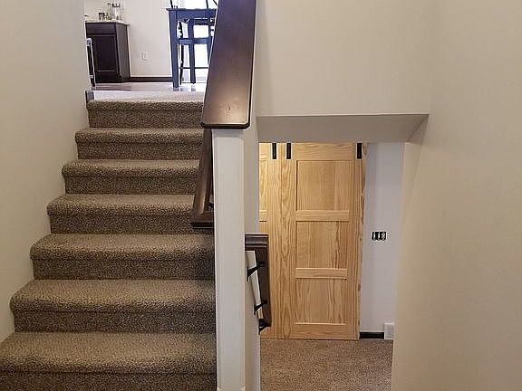 2nd image of 2550 Sunny Meadow Dr