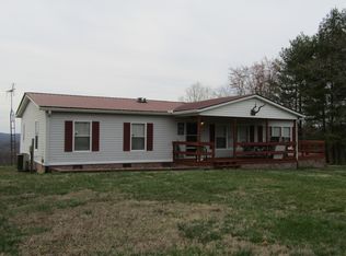118 Locust Ln, Celina, TN 38551