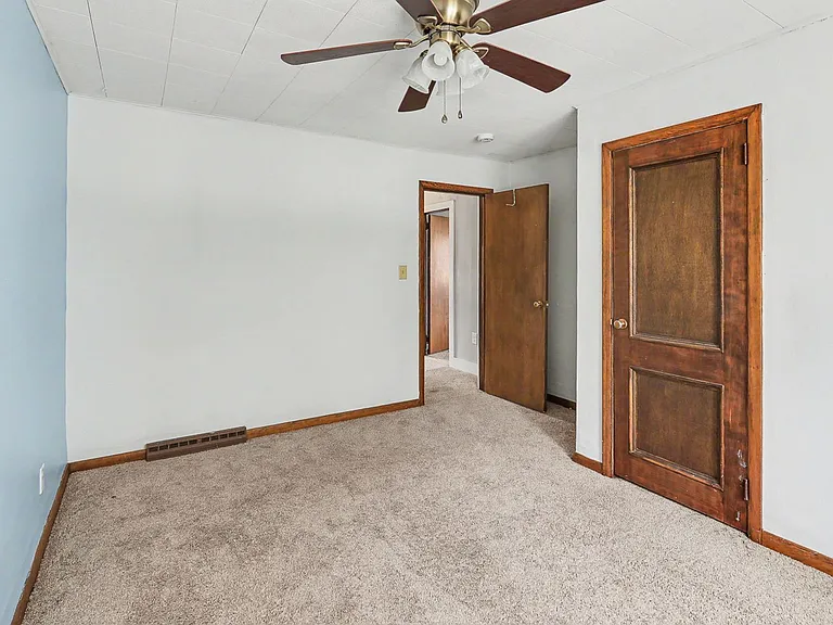 1203 Main St — Photo 26