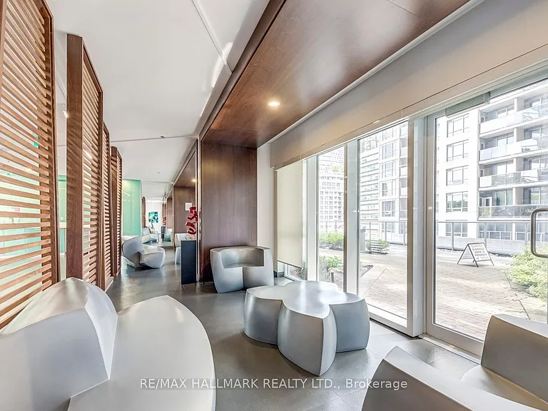 352 Front St W #Penthouse 03 — Photo 29