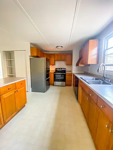 342 Main St #B Photo 1