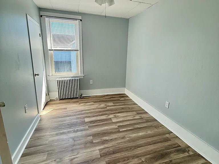242 Washington Blvd #1/2 — Photo 21