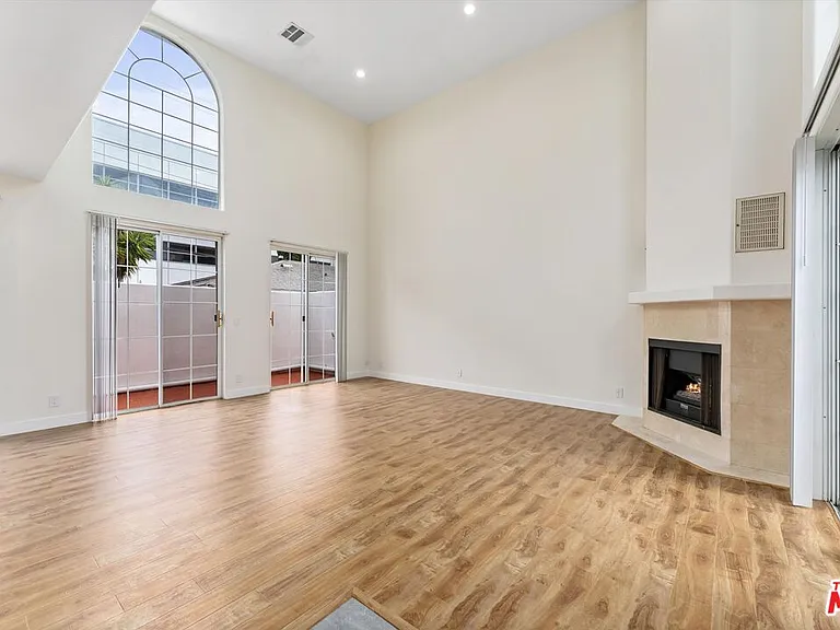1338 Yale St #C — Photo 1