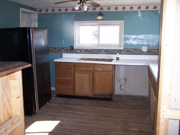 5th image of 644 Barr Dr