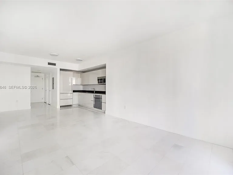 1010 Brickell Ave #2708 — Photo 3
