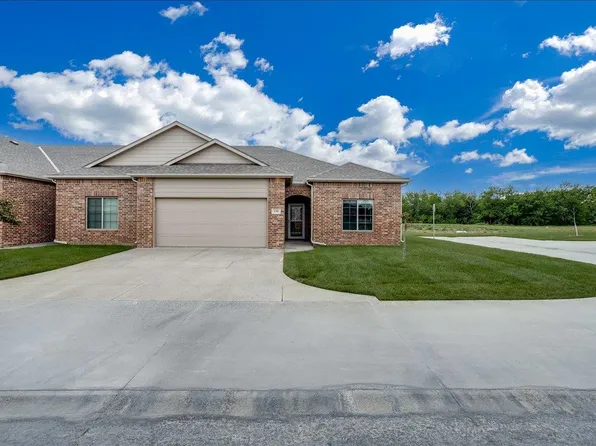 139 N Sheridan Ave, Valley Center, KS 67147