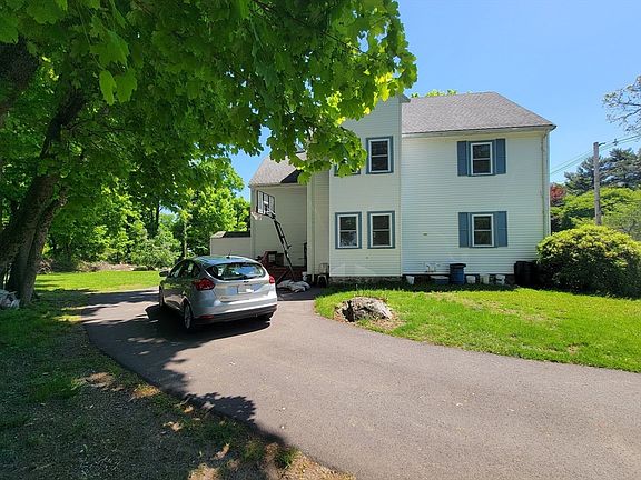 2nd image of 10 Woodland St Unit 10
