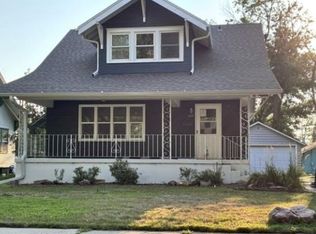 1323 H St, Fairbury, NE 68352