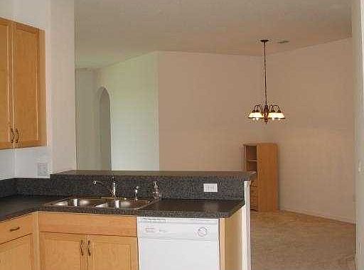 4th image of 9818 SW Eastbrook Cir