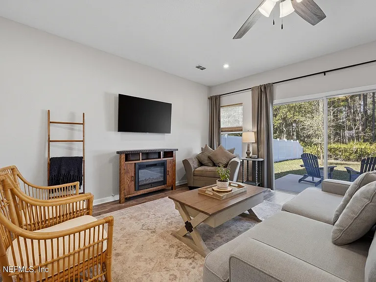 184 Dahlia Falls Dr — Photo 16