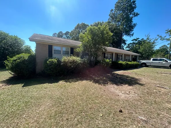 1015 Walters Ln, Columbia, SC 29209