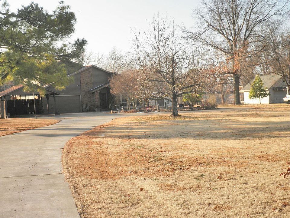 Overall view from street