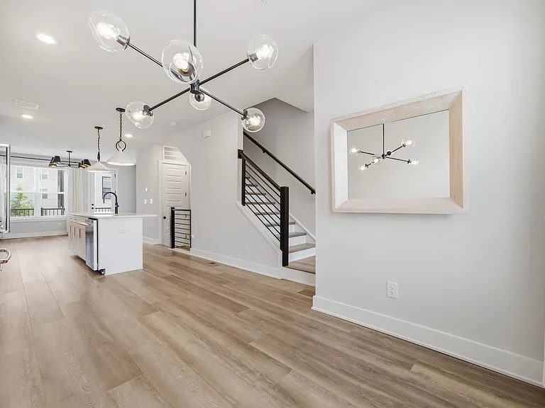 1737 Dunavant St — Photo 13