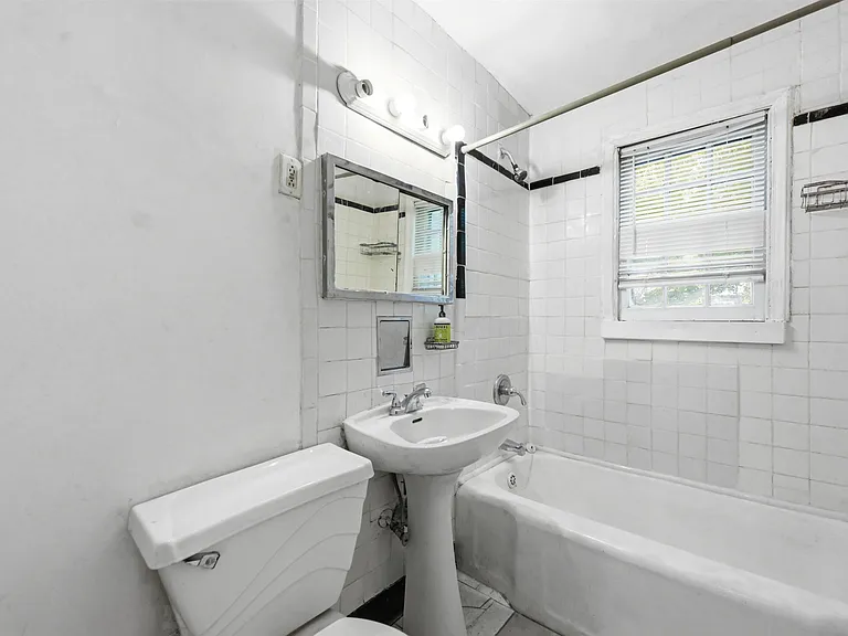 10 McGotty Pl — Photo 3