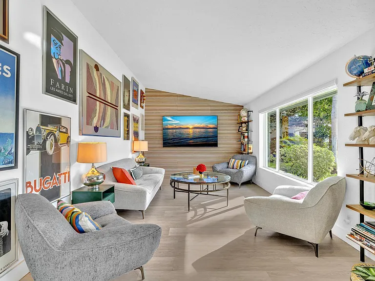 12502 Baywind Ct — Photo 2