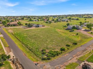 289 W Scarsboro Pl, Pueblo West, CO 81007