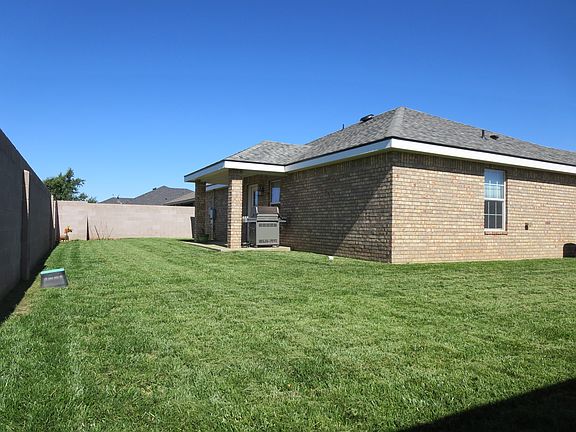 5th image of 309 Carmel