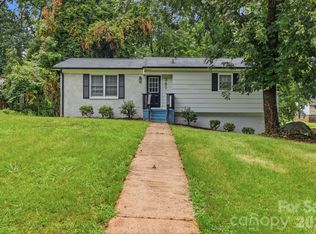 361 Sleepy Hollow Rd, Charlotte, NC 28217