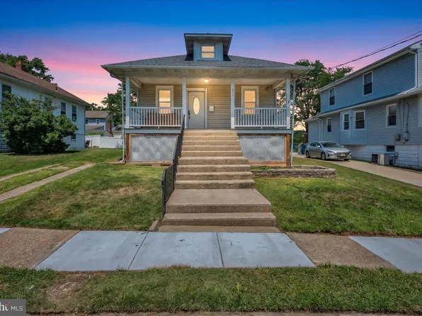 211 S Cedar Ave, Maple Shade, NJ 08052