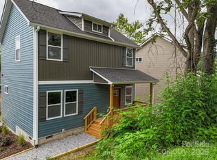 396 Deaverview Rd, Asheville, NC 28806