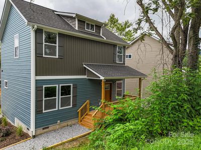 396 Deaverview Rd, Asheville, NC, 28806