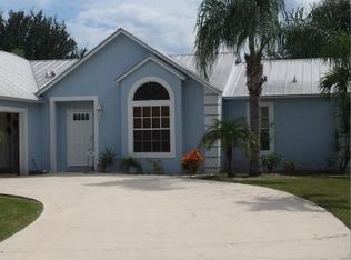 1866 SE Gaskins Cir, Port Saint Lucie, FL 34952