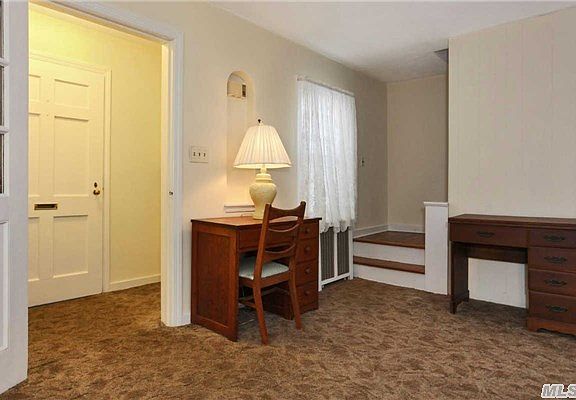 3rd image of 24 Barwick St