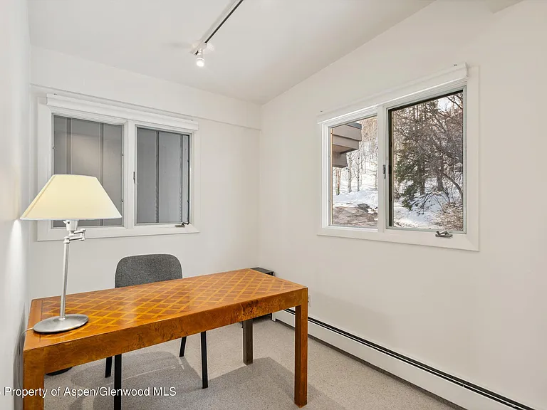 328 Oak Ridge Rd — Photo 24
