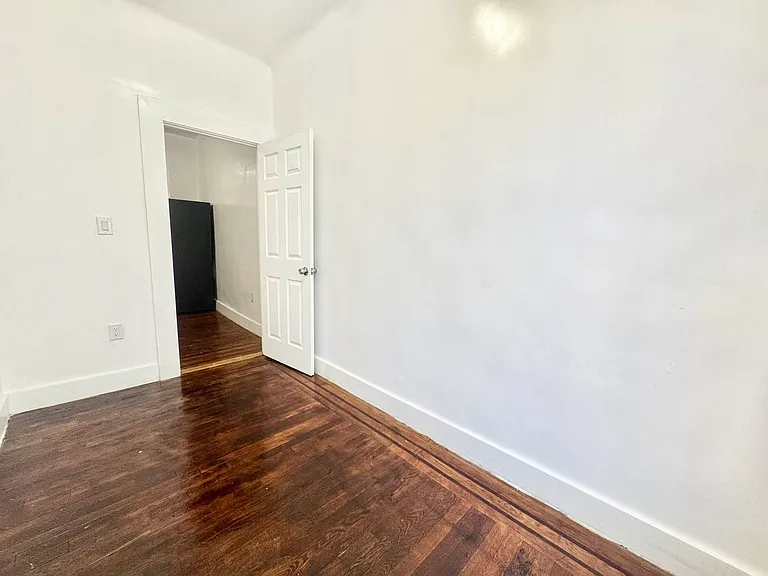305 E 109th St #10 — Photo 13