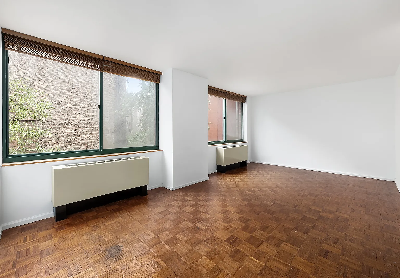 295 Greenwich Street — Photo 2