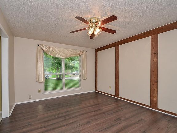 4th image of 3206 Golden Leaf Dr