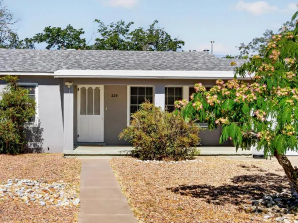 225 Morningside Dr NE, Albuquerque, NM 87108