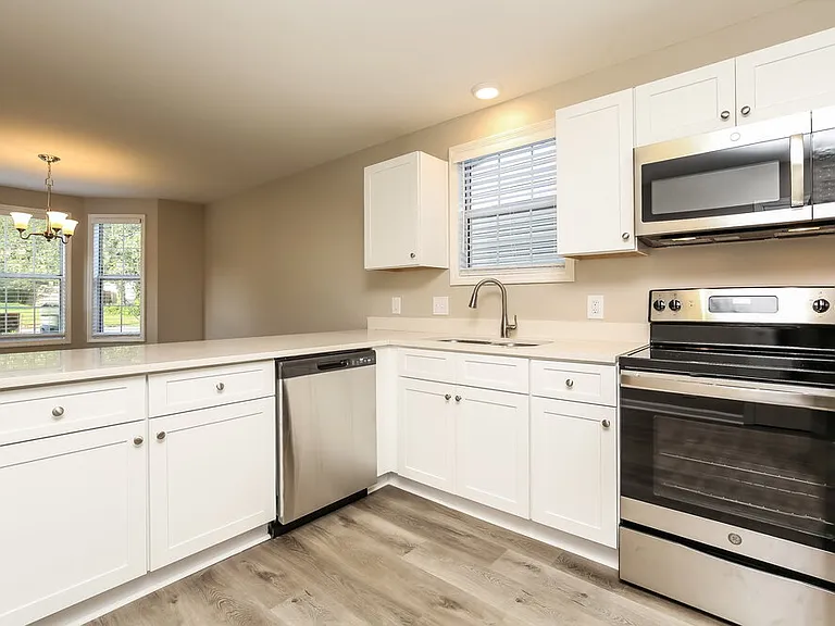 5921 Belle Oaks Pl — Photo 7