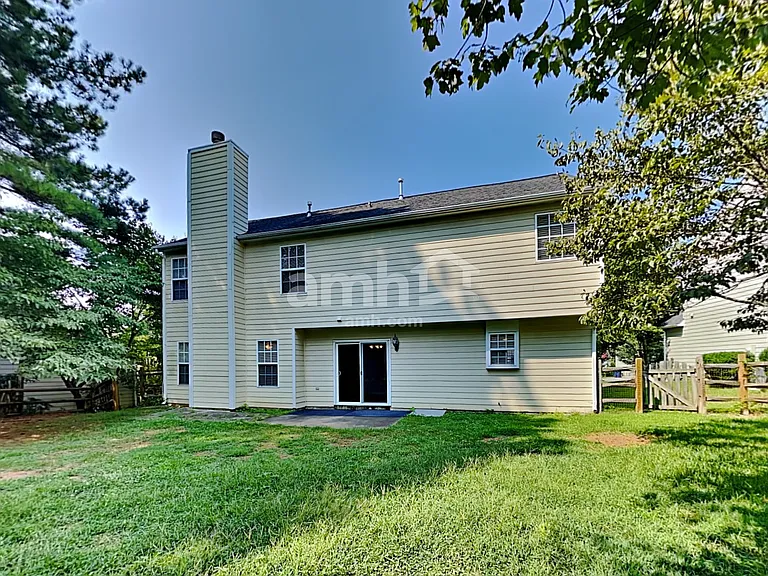 7615 Henderson Park Rd — Photo 23