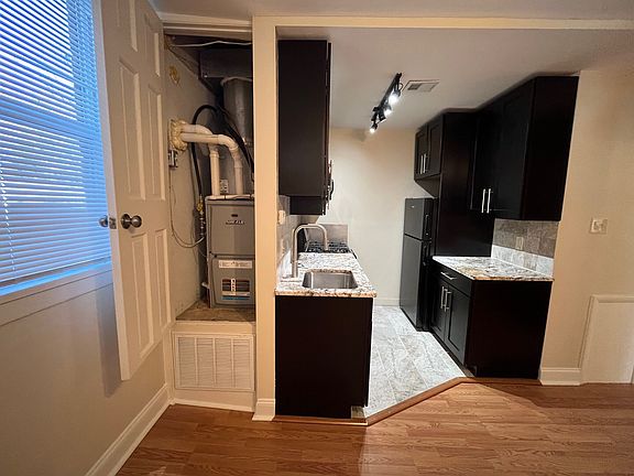 5th image of 5507 Elmer St #10797728