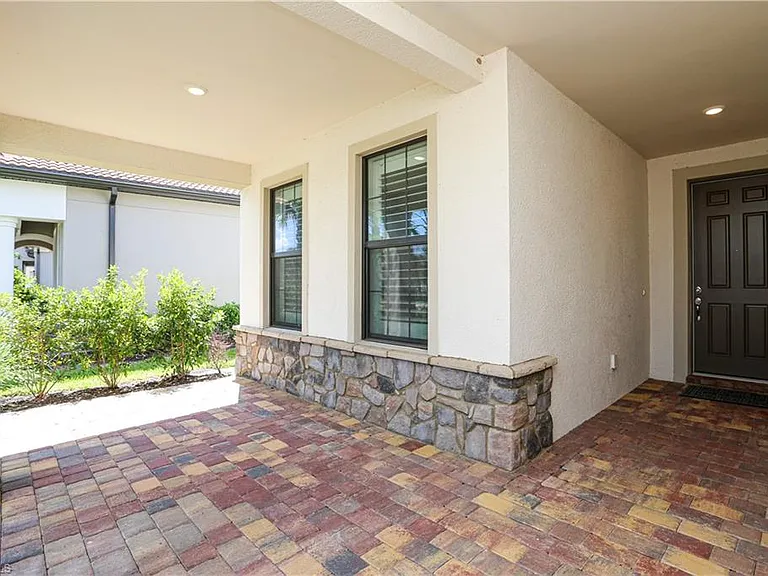 9716 Everglades Dr — Photo 6