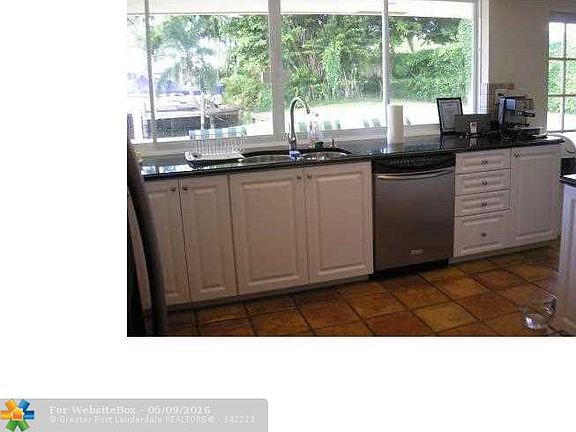 3rd image of 5200 NE 29th Ave