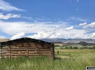 889 Highway 14, Shell, WY 82441