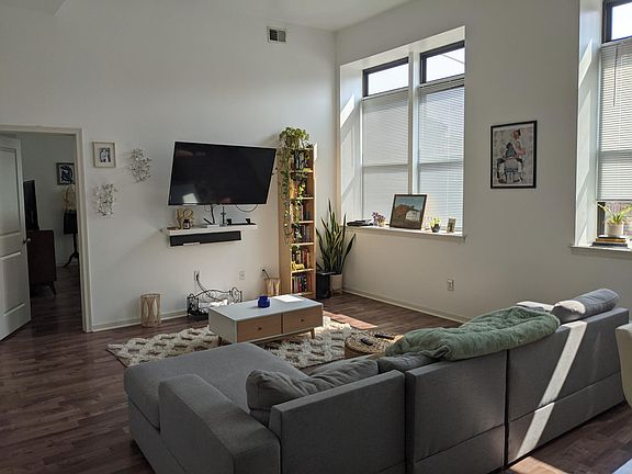 2nd image of 333 Earp St APT 104