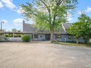 38W299 Main St, Batavia, IL 60510