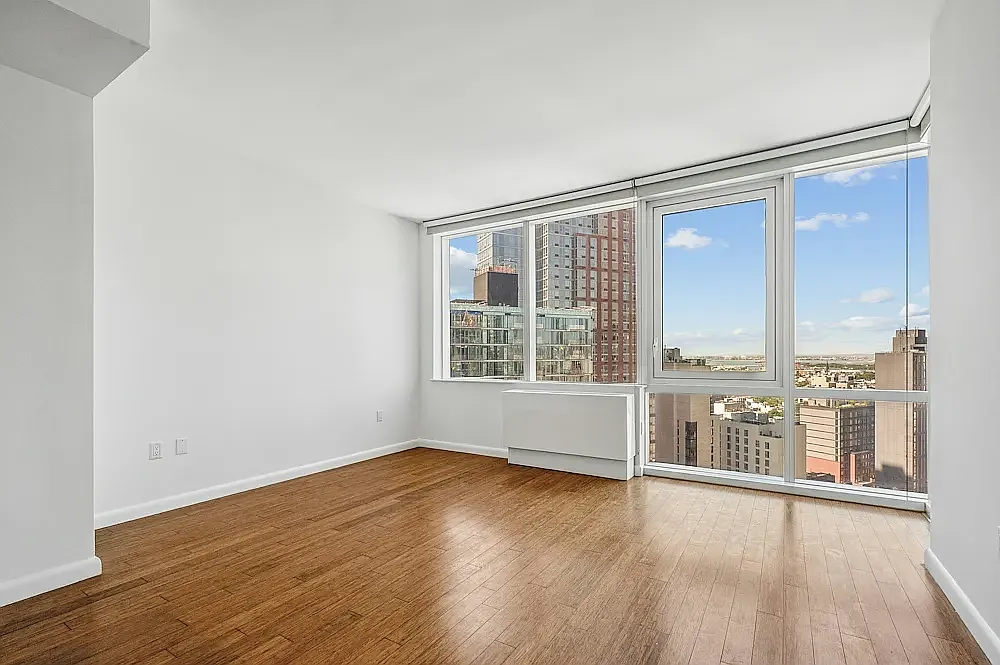 66 Rockwell Place — Photo 4