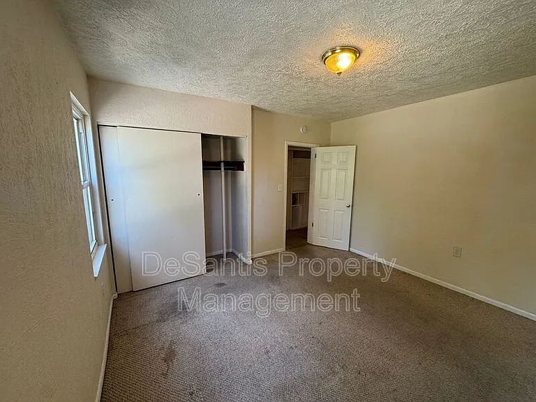 215 Spencer Ave #UPPER — Photo 15