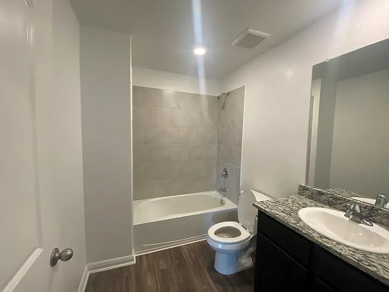 309 Riverdale Dr — Photo 30