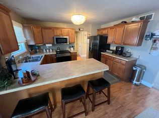 809 Poe Ave, Ames, IA 50014