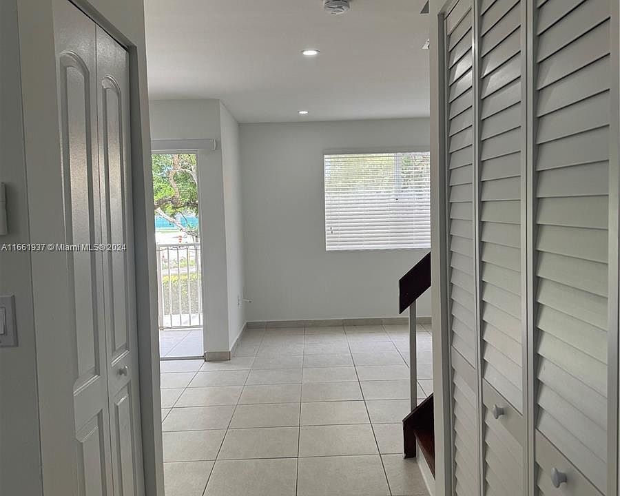 1st image of 6235 Kendale Lakes Cir APT 232