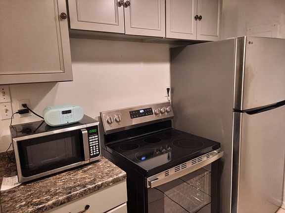 5th image of 4315 S Renellie Dr