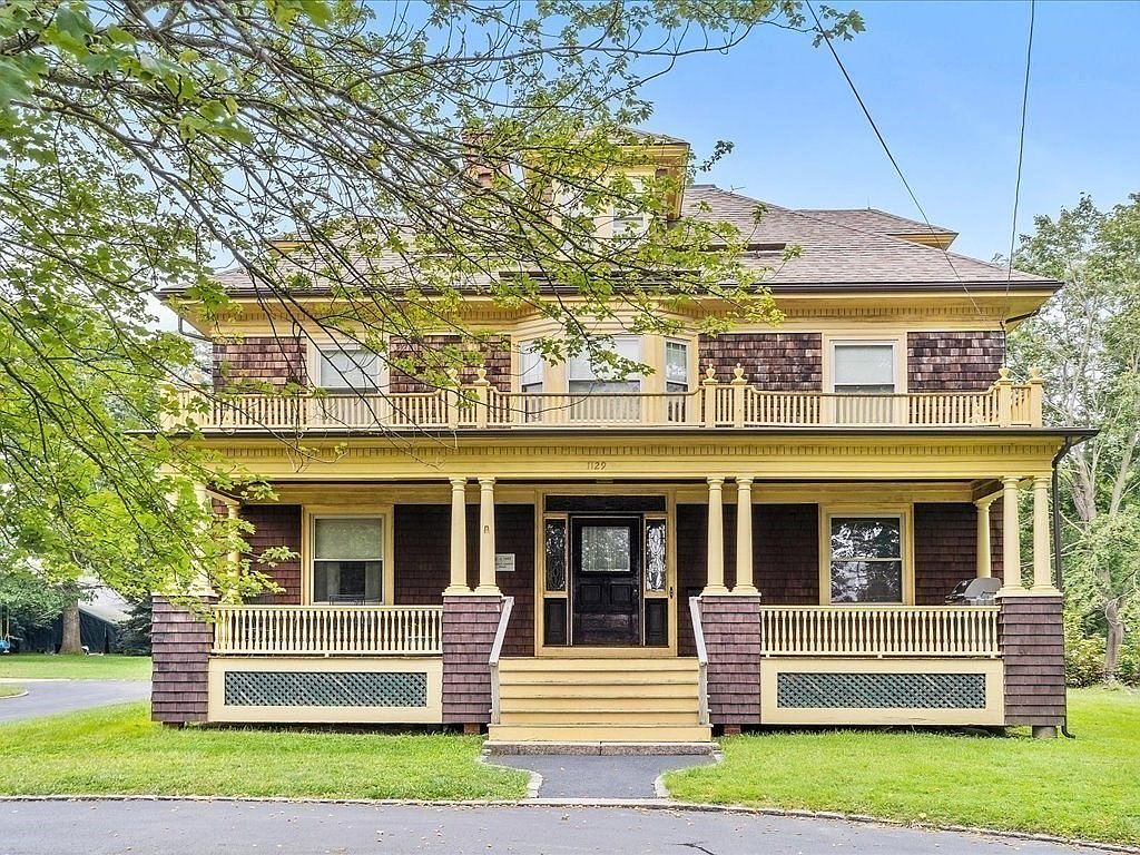 1129 Gardners Neck Rd, Swansea, MA 02777 Zillow