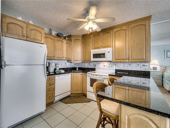 4th image of 7300 Estero Blvd #Penthouse 5