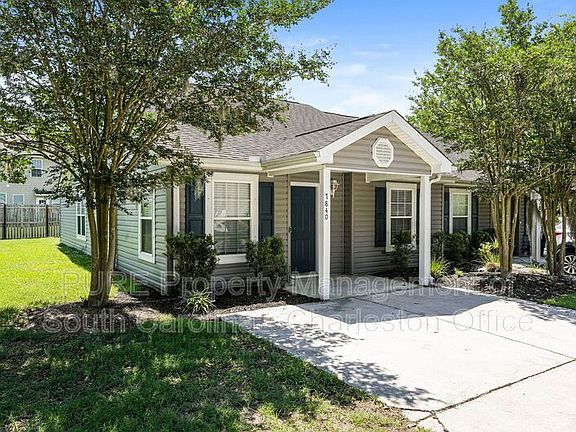 2nd image of 7840 Park Gate Dr